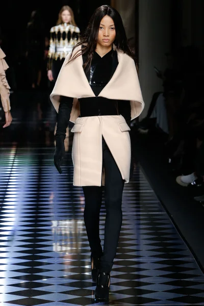Look 50